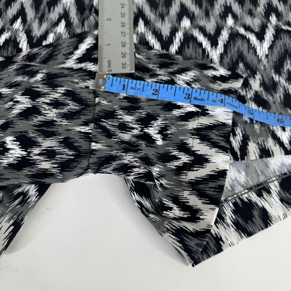 Spanx Sunshine Shorts Pull On 4" UPF 50+ Quick Dry in Grey Ikat Size XL - Picture 11 of 14